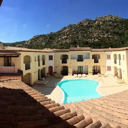 Monti Di Mola 4*