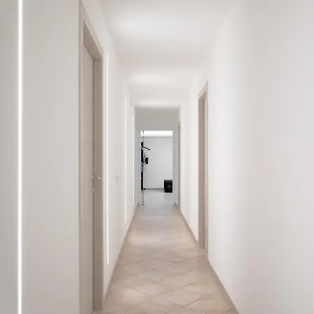 Hotel Monti Di Mola 4*