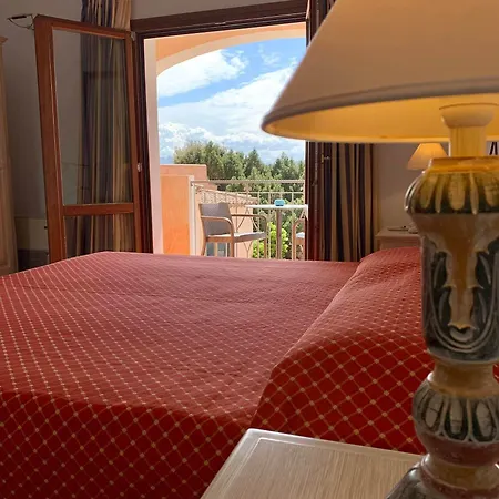 Monti Di Mola Hotel 4*
