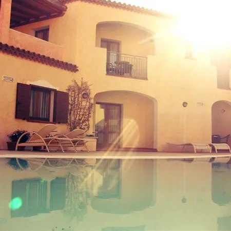 Monti Di Mola Otel 4*