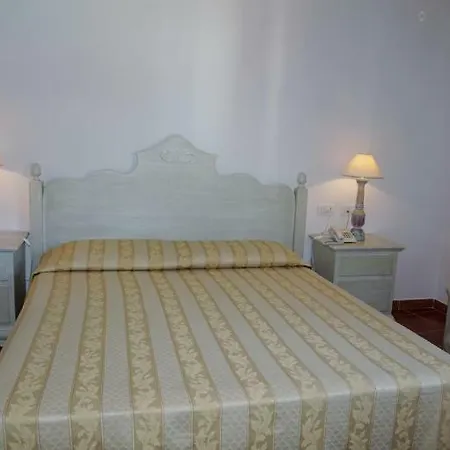 Monti Di Mola Otel Porto Cervo
