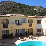Monti Di Mola Hotel 4*