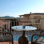 Monti Di Mola Готель 4*