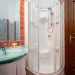 Hotel Monti Di Mola