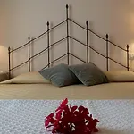 Monti Di Mola Готель 4*