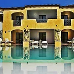 Hotel Monti Di Mola 4*