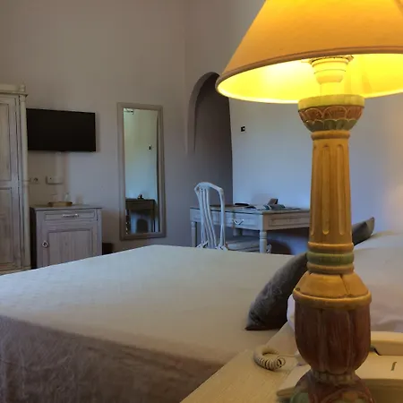 Monti Di Mola Hotell Porto Cervo