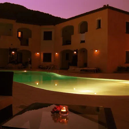Monti Di Mola Hotel 4*