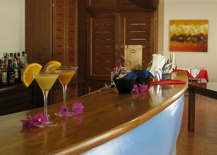 Otel Monti Di Mola 4*