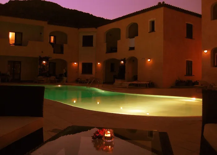 Monti Di Mola Otel 4*