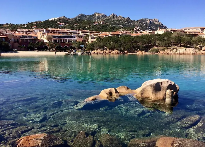 Hotel Monti Di Mola 4*